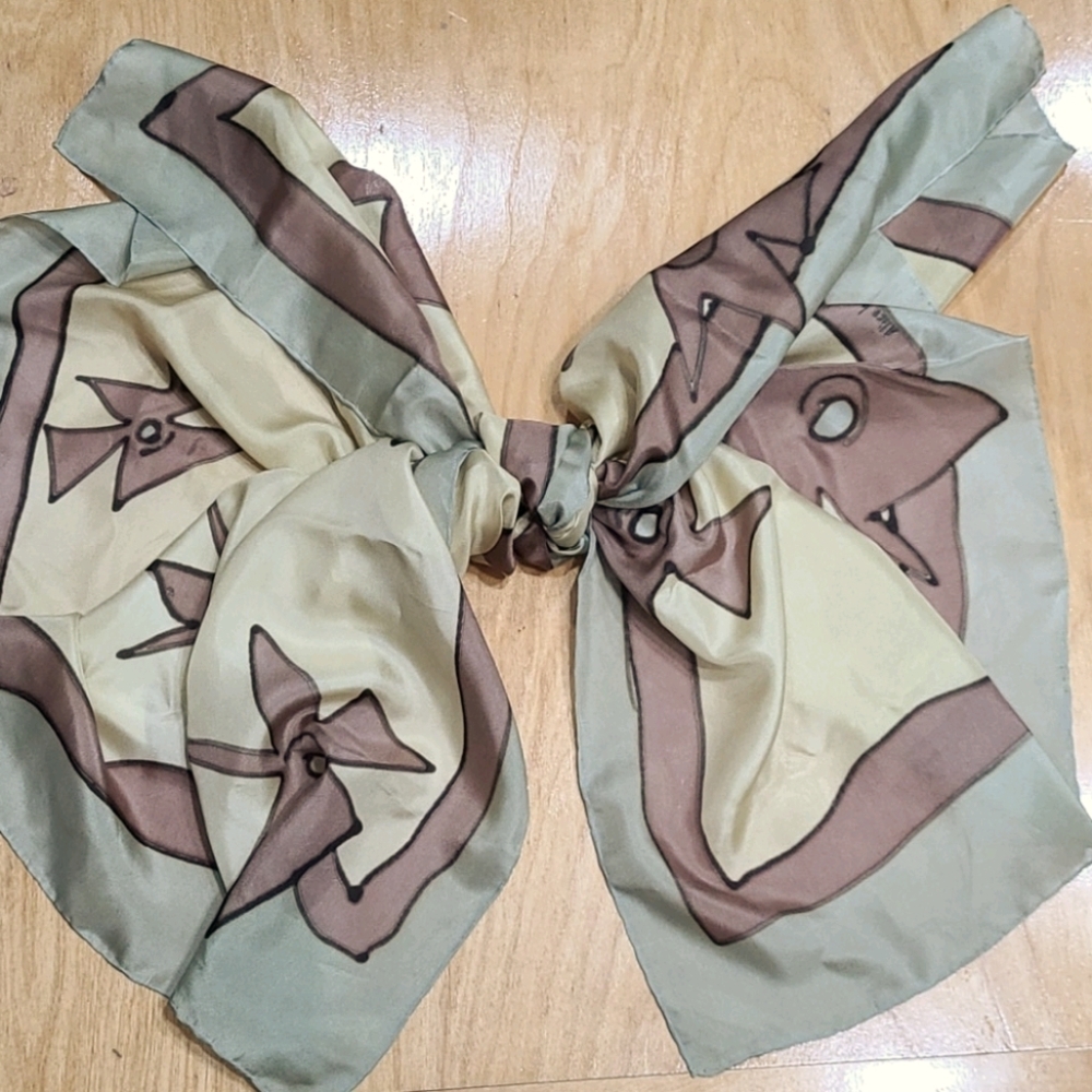 ALICE GRAZIANO handpainted silk square scarf